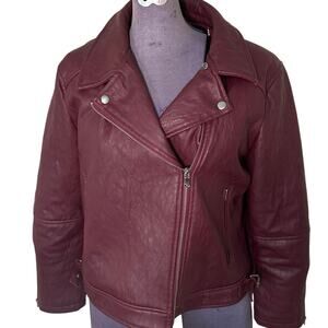 Special one Red leather biker jacket with a faux fur removable collar. Size. XL